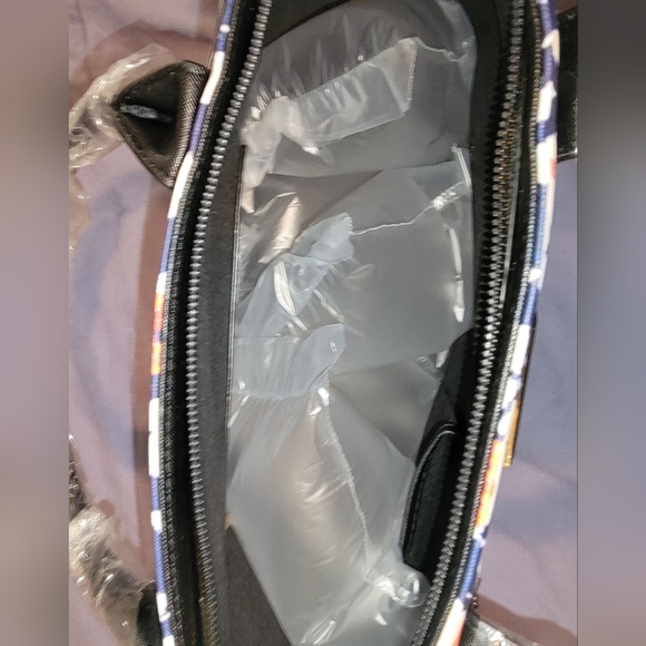 (NWT) Trina Turk Tote Bag - Picture 5 of 6